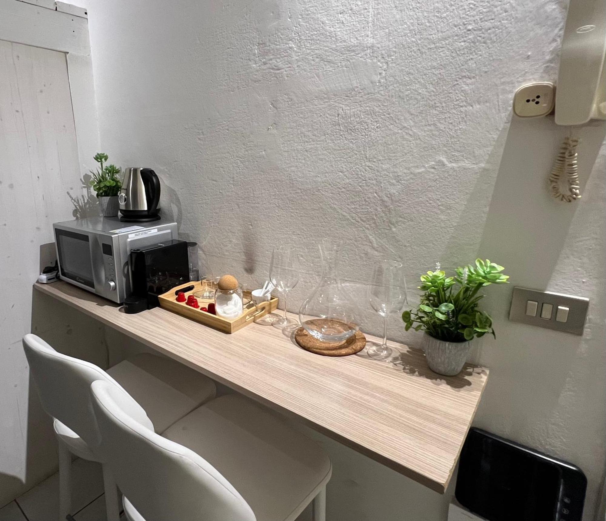 Tiny & Cosy Studio Flat In Como Kültér fotó